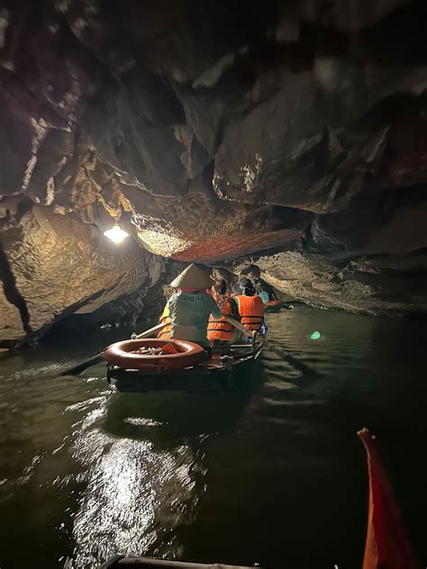 Trang An Boat Tour - Ninh Binh, Vietnam (Travel Guide + Tips) - ChaseJase