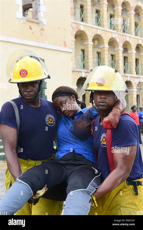 Barbados defence force hi-res stock photography and images - Alamy