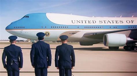 Trump plane vs. Air Force One: A comparison