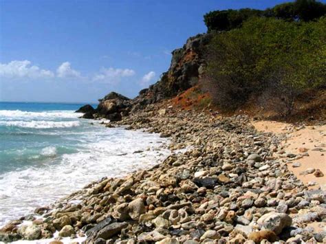 Image of the beach on Tintamarre Island, St Martin F.W.I