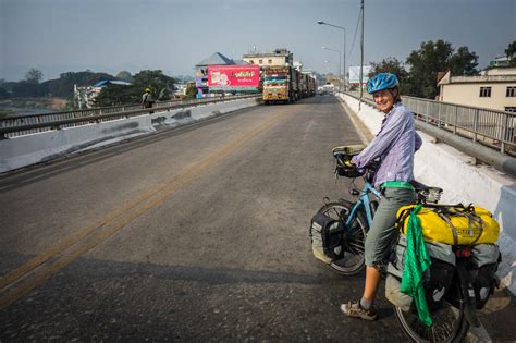 Crossing new borders from Myawaddy to Yangon - TwistingSpokes