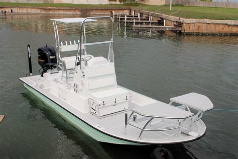 Shallow Sport Boats | Mayday Marine Services is an authorized dealer