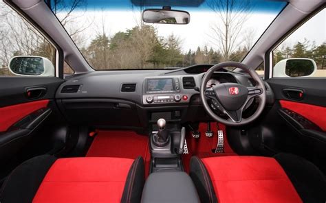 Honda Civic Type R VIII 2007 - 2008 Sedan :: OUTSTANDING CARS