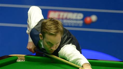 Ali Carter makes it through to second round at World Snooker ...