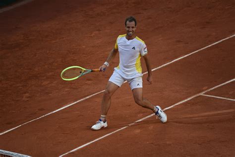 Photo : Richard Gasquet - Internationaux de France de tennis de Roland Garros 2023 à Paris le 30 ...