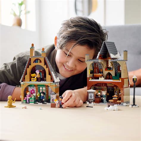 Best Buy: LEGO Harry Potter Hogsmeade Village Visit 76388 6332785