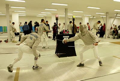 How Fencing Equipment Works | HowStuffWorks