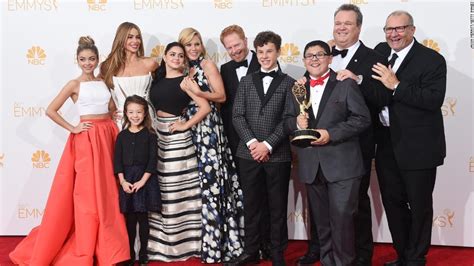 'Modern Family' cast stumps for 'common-sense gun laws' in new video - CNN