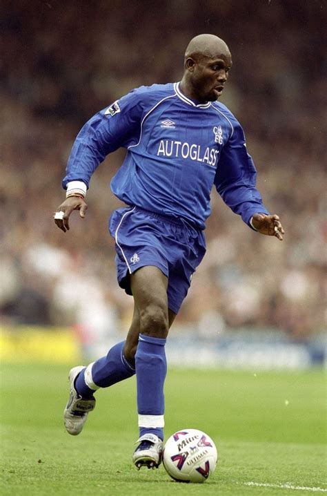 George Weah of Chelsea in 2000. | Futbol internacional, Fútbol, Manchester city