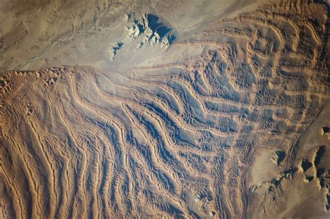 Linear Dunes, Namib Sand Sea | An astronaut aboard the Inter… | Flickr