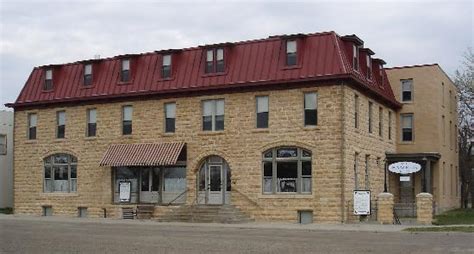 MIDLAND RAILROAD HOTEL - Updated 2018 Prices & Reviews (Wilson, KS ...