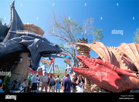 Florida roller coaster Dueling Dragons Universal Orlando Islands of Adventure theme park ...