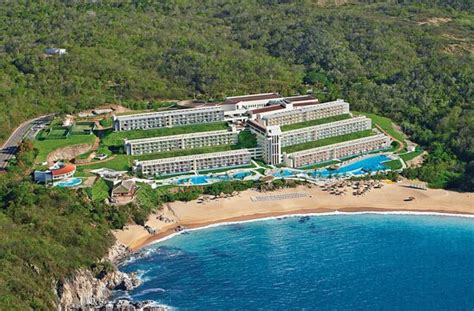 REVIEW: Great private beach holiday - Secrets Huatulco Resort & Spa ...