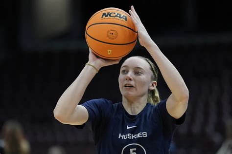 Paige Bueckers' WNBA Draft reaction goes viral and she's compared to a ...