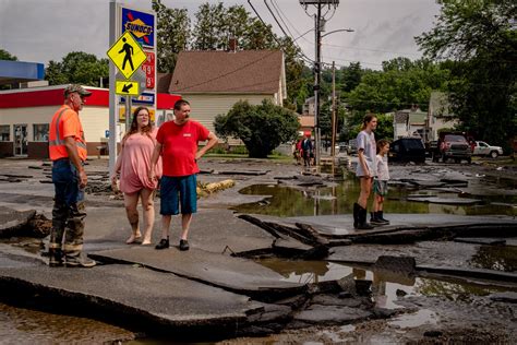 Flooding in Vermont Devastates Cities and Small Towns - The New York Times