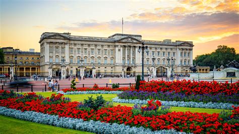 Buckingham Palace | Sky HISTORY TV Channel