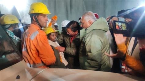 After 17 days, all 41 trapped workers rescued from Himalayan tunnel collapse, Indian officials ...