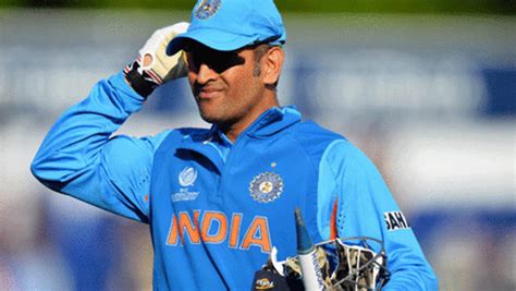 Cricket: Dhoni keeps place in India squad for Australia, New Zealand ...