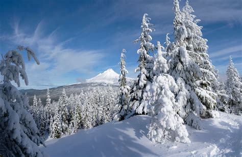 What to Do at Mount Hood in Winter - Oregon is for Adventure