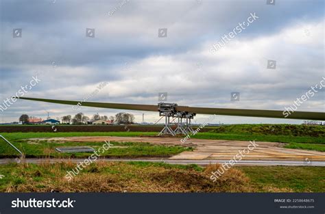 Wings Large Wind Turbine Under Construction Stock Photo 2258648675 ...