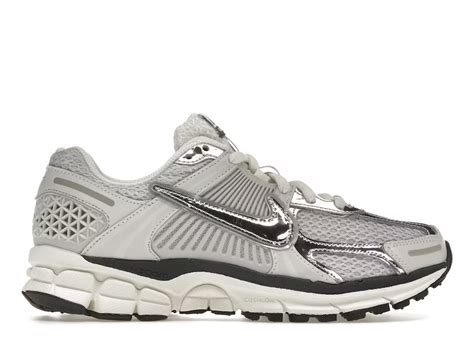 Nike Zoom Vomero 5 Photon Dust Metallic Silver (Women's) | Nike zoom ...