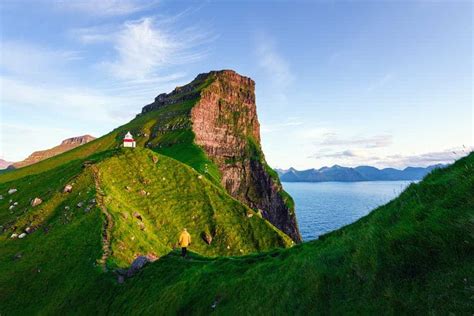 Kallur Lighthouse and the 4 Best Faroe Islands Lighthouses | Guide to Faroe Islands : Guide to ...