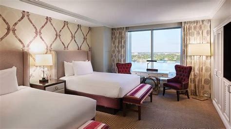 Harrah's New Orleans Hotel & Casino in New Orleans (LA) - Room Deals ...