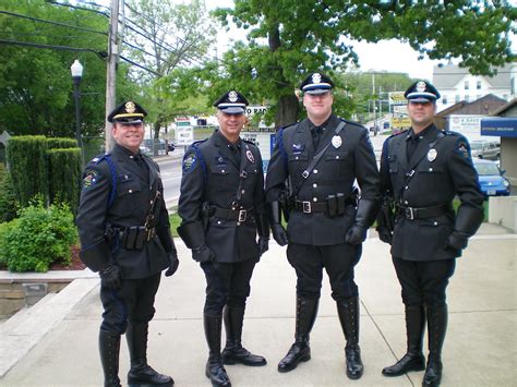 Honor Guard | Members of the police honor guard. (L to R) Ca… | Flickr