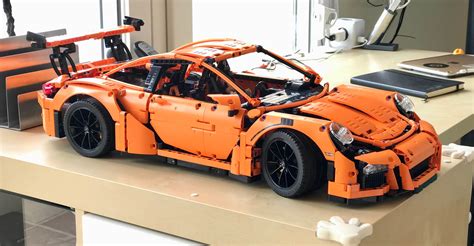 Porsche 911 GT3 RS - why building Lego sets is so much fun! – by Michael Sliwinski