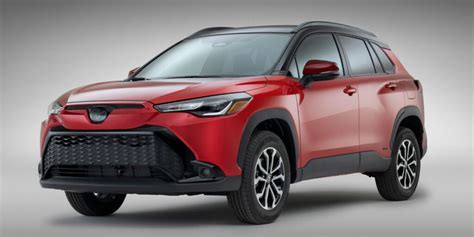 Toyota announces 2023 Corolla Cross Hybrid specs