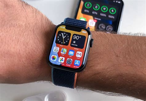 Apple Watch Sporting an iPhone-Like Notch at the Top With iOS Apps and Widgets Shown in This ...