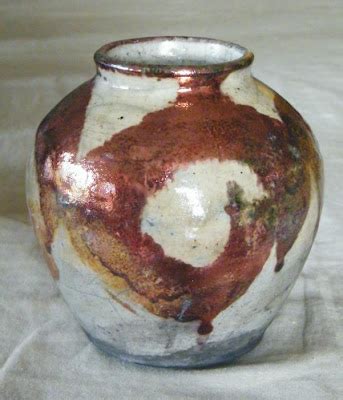 Peter's Pottery: firing the wood fired raku kiln video