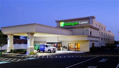 Holiday Inn Express Philadelphia Airport PA PHL Airport - Stay Park Travel