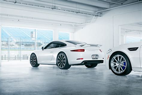 Porsche 911 VS BMW M5 on Behance