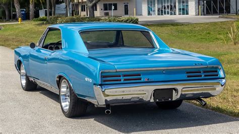 Gorgeous 1967 Pontiac GTO Restomod Headed To Auction | GM Authority