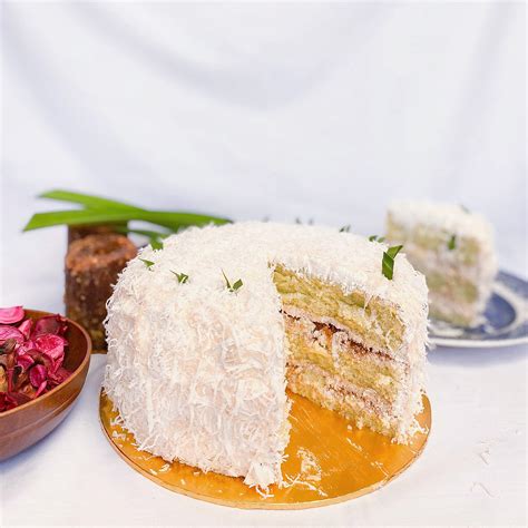 Pandan Gula Melaka Cake (Ondeh-Ondeh Cake) 7 inches 1kg+/- (sold per ...