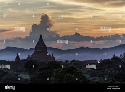 Rakhine mountains hi-res stock photography and images - Alamy