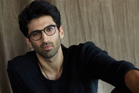 Aditya Roy Kapur replaces Hrithik Roshan in 'The Night Manager'?