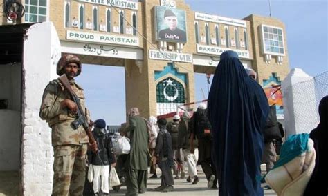 Chaman border opened briefly - Pakistan - DAWN.COM