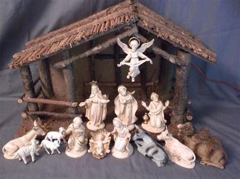 vintage Depose Italy nativity set christian religion by brixiana