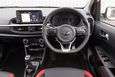 Used test: Kia Picanto vs Volkswagen Up: interiors | What Car?