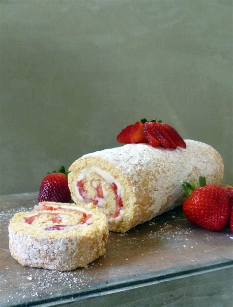 Strawberry Jelly Roll Cake Recipe | Strawberry jelly roll cake recipe ...