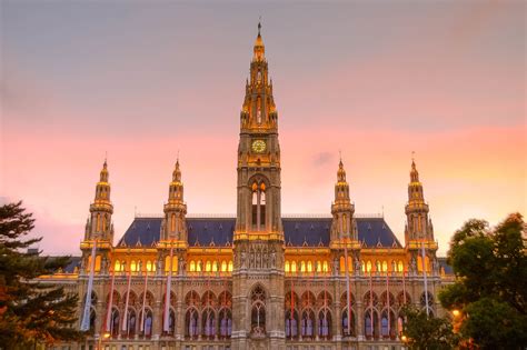 BILDER: Rathaus und Rathausplatz in Wien, Österreich | Franks Travelbox