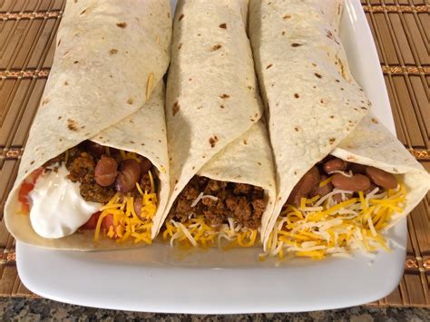 Traditional How To Make Burritos-Mexican Food Recipes-Beef,Beans,Cheese ...