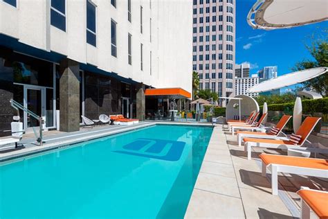 Aloft Orlando Downtown Pool: Pictures & Reviews - Tripadvisor