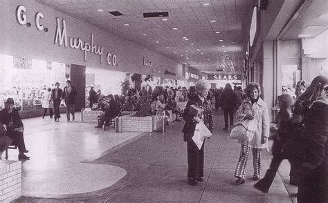 Logan Valley Mall ca 1970s - Altoona, PA | Altoona, Mall, Old images