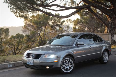 Daily Turismo: 4Motion 6-Speed: 2003 Volkswagen Passat W8 B5.5