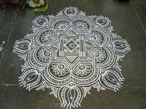 South Indian Kolam | Kolam designs, Big rangoli designs, Rangoli designs