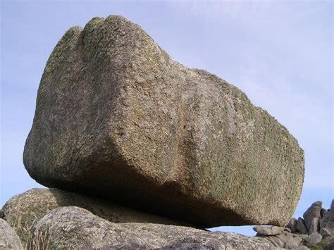 File:Logan Rock Treen closeup.jpg - Wikimedia Commons