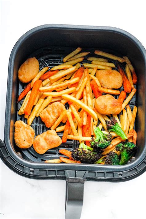 Air Fryer Kids Meal Boxes with Quorn Crispy Nuggets - Happy Veggie Kitchen